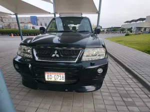 Mitsubishi Pajero GLX 2.8D 2004 for Sale
