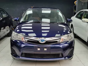 Toyota Corolla Axio Hybrid 1.5 2014 for Sale