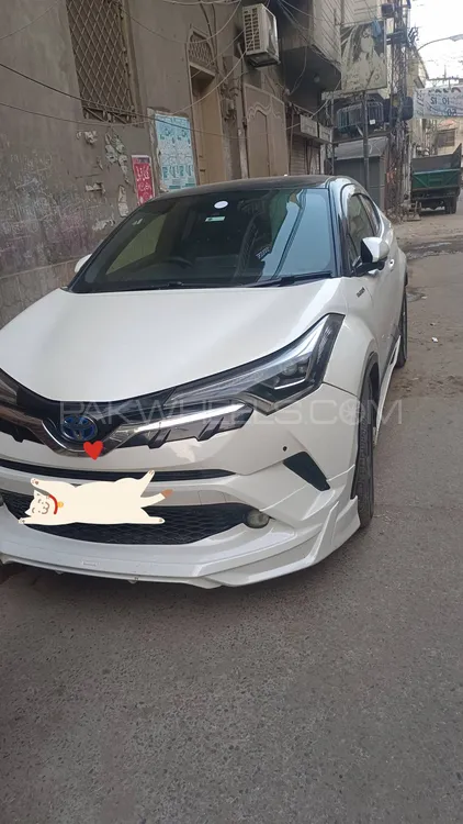 Toyota C-HR 2017 for Sale in Lahore Image-1