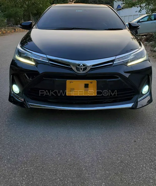 Toyota Corolla 2019 for Sale in Karachi Image-1