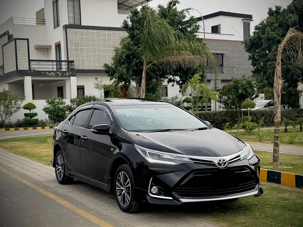 Toyota Corolla 2022 for Sale in Lahore Image-1