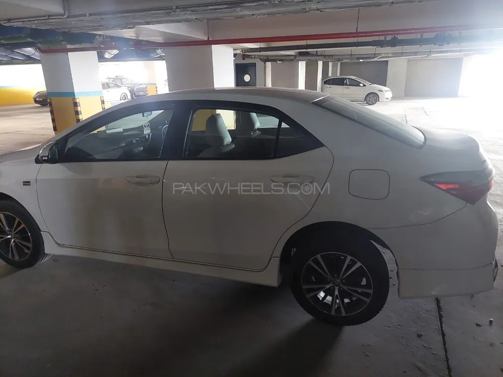 Toyota Corolla 2021 for Sale in Karachi Image-1