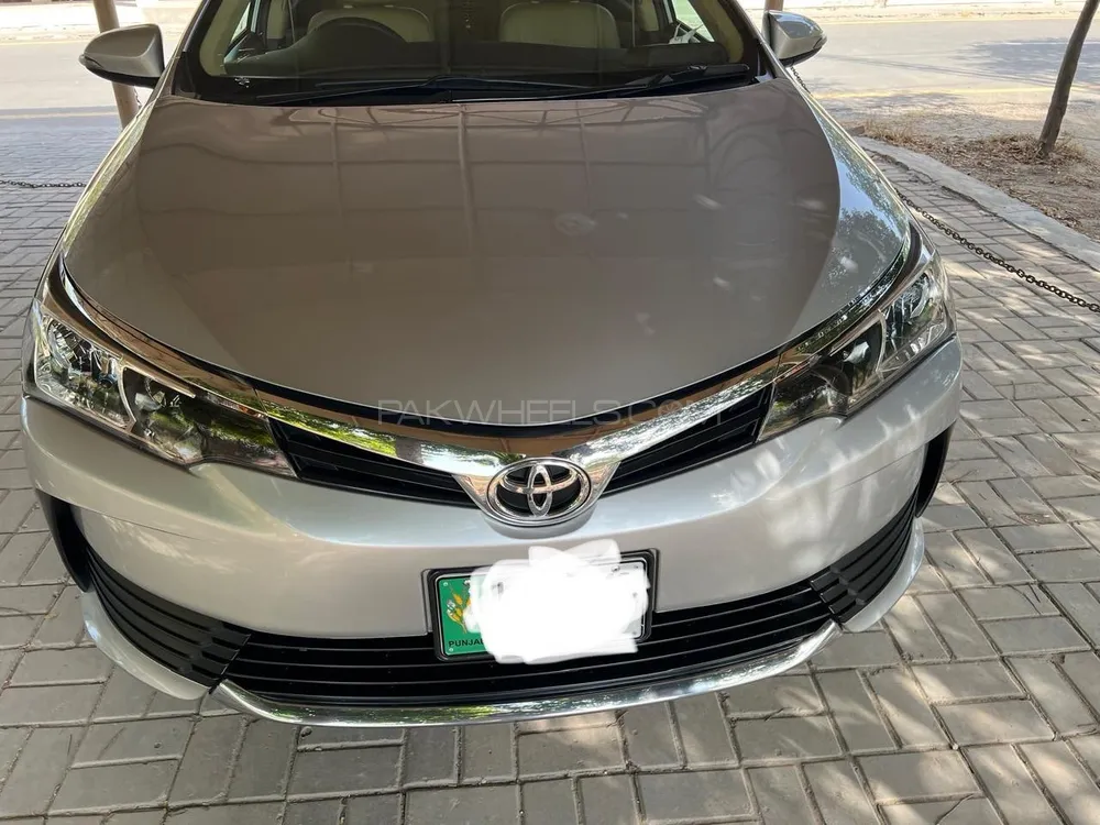 Toyota Corolla 2018 for Sale in Faisalabad Image-1