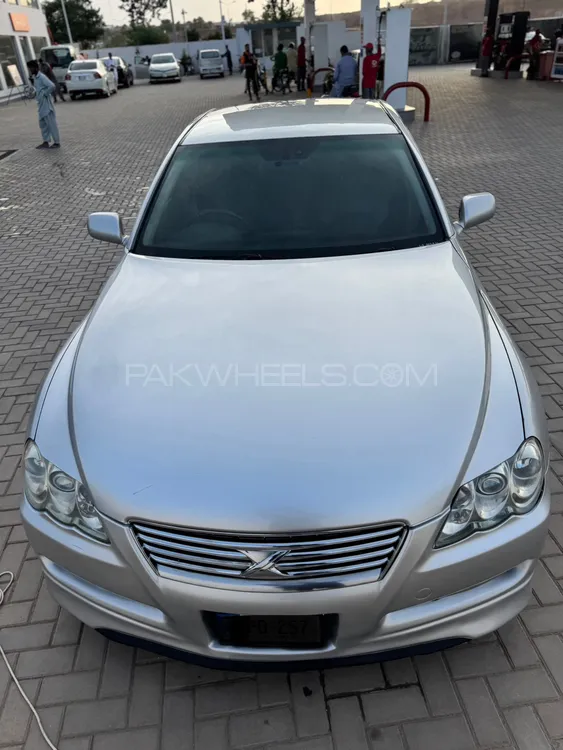Toyota Mark X 2004 for Sale in Islamabad Image-1