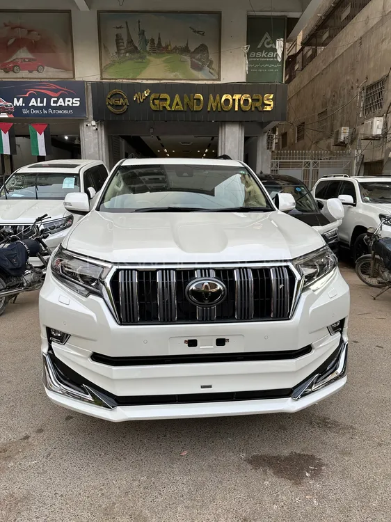 Toyota Prado 2020 for Sale in Karachi Image-1