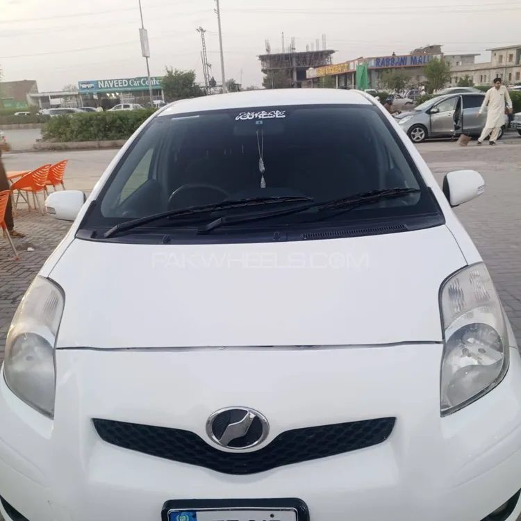 ٹویوٹا ویٹز 2010 for Sale in پشاور Image-1