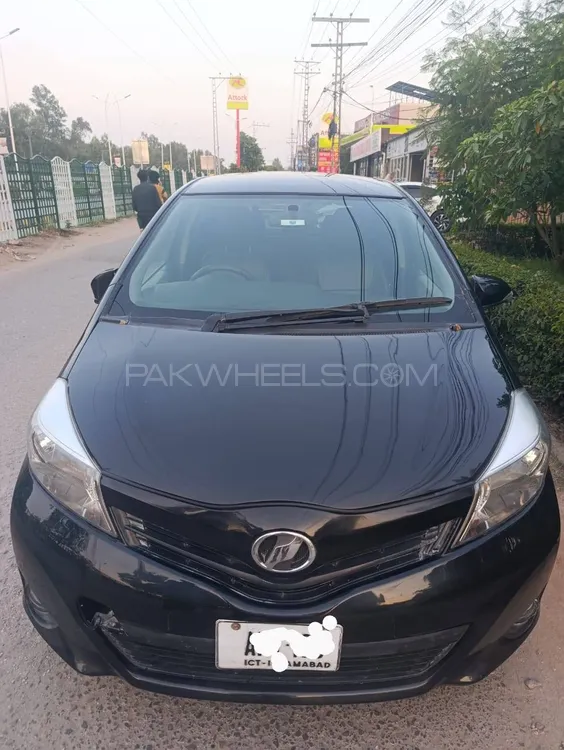 Toyota Vitz 2014 for Sale in Rawalpindi Toyota Vitz 2014 for Sale in Rawalpindi Image-3