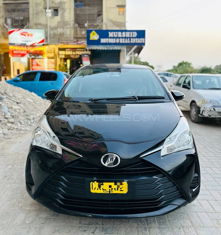 Toyota Vitz 2018 for Sale in Karachi Image-1
