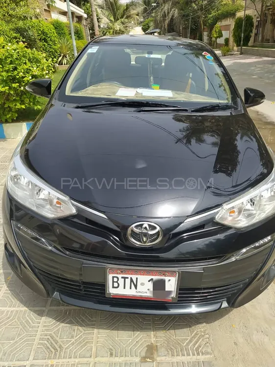 Toyota Yaris Sedan 2021 for Sale in Karachi Image-1