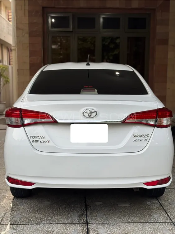 Toyota Yaris Sedan 2021 for Sale in Lahore Image-1