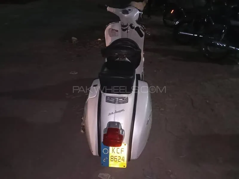 Vespa 150cc 1975 for Sale Image-1