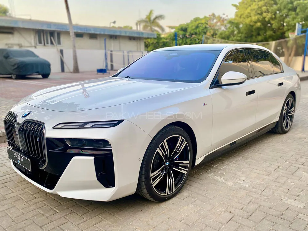 BMW 7 Series 2024 for Sale in Karachi Image-1
