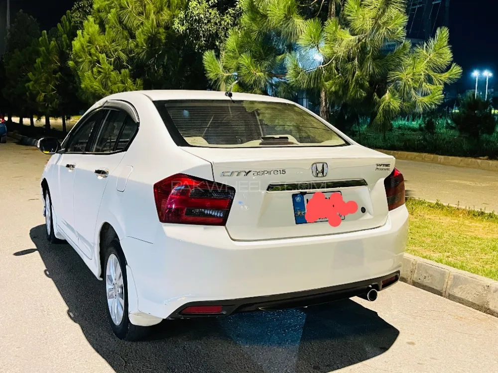 Honda City 2016 for Sale in Islamabad Image-1