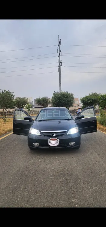 Honda Civic 2005 for Sale in Lahore Image-1