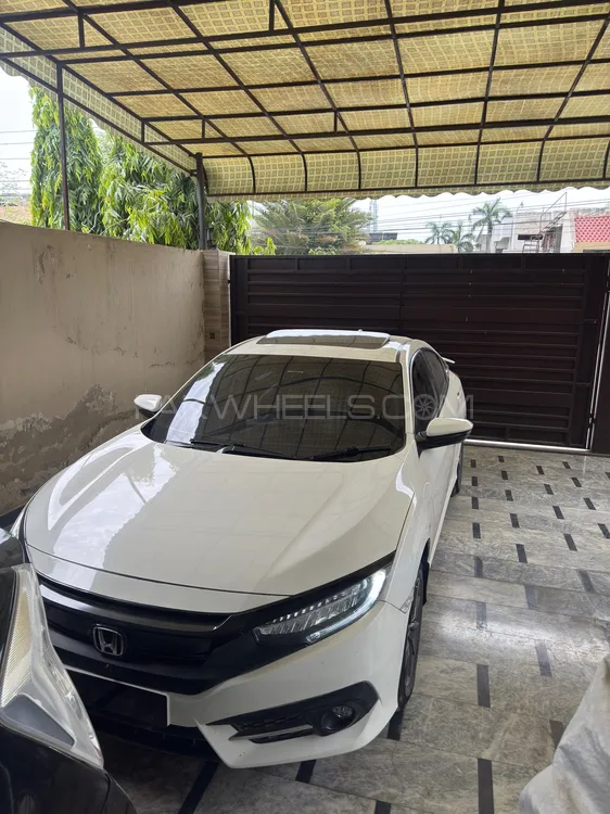 Honda Civic 2021 for Sale in Lahore Image-1