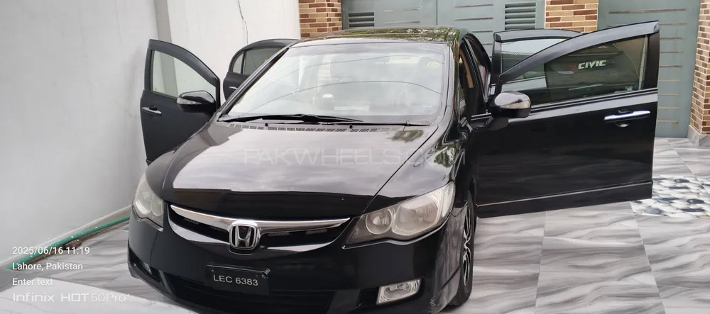 Honda Civic 2010 for Sale in Lahore Image-1