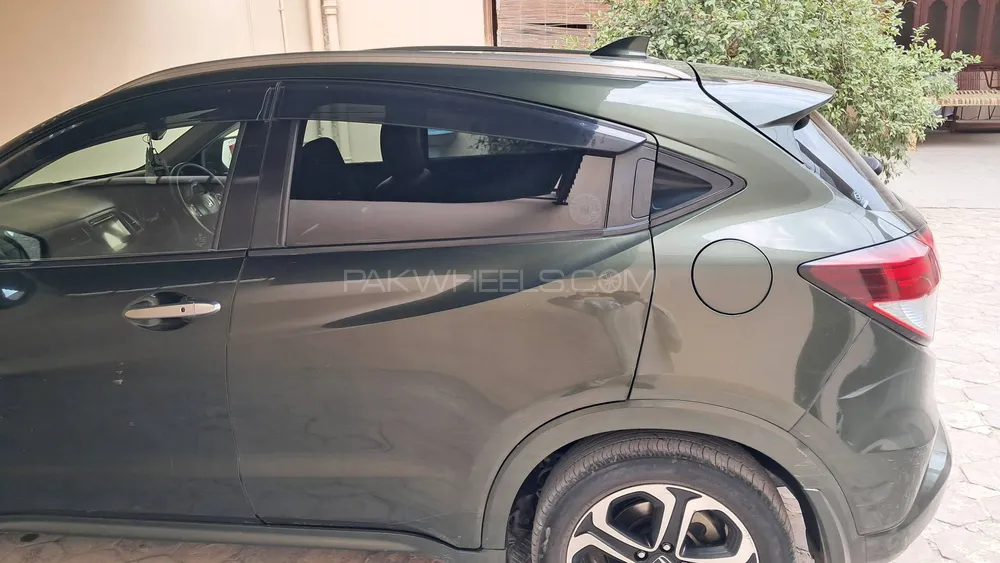 Honda Vezel 2014 for Sale in Jampur Image-1