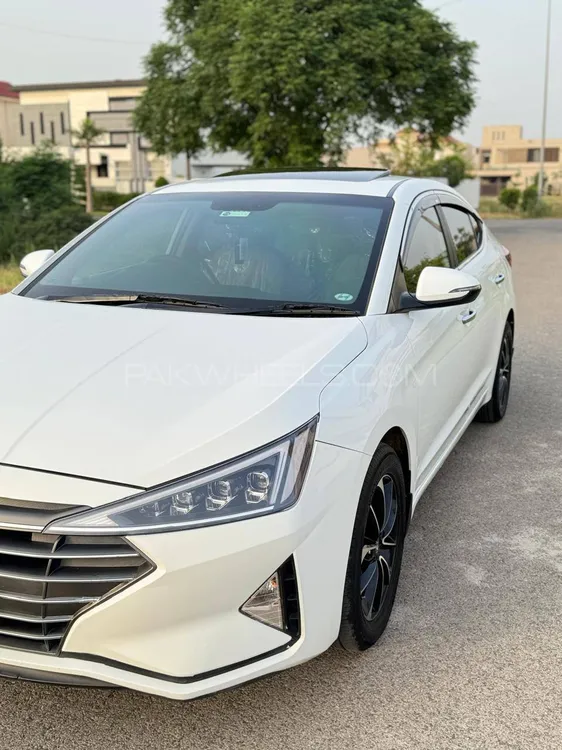 Hyundai Elantra 2023 for Sale in Lahore Image-1