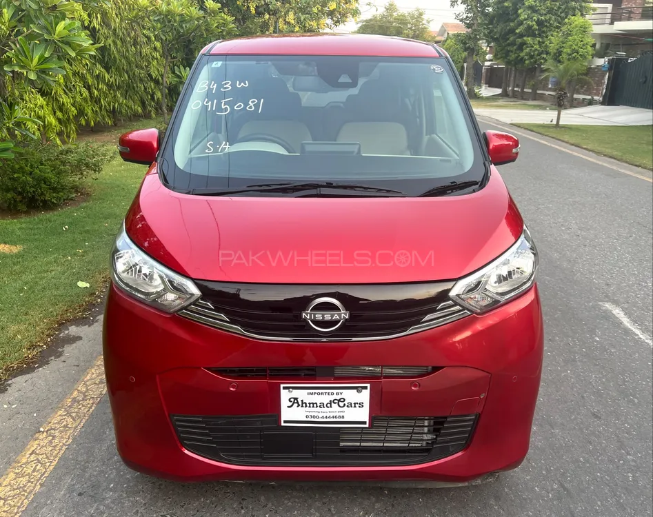Nissan Dayz 2024 for Sale in Lahore Image-1