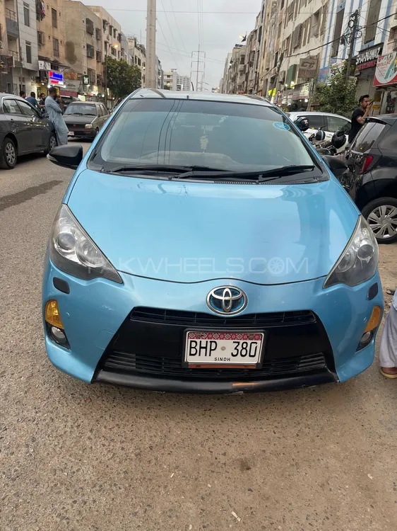 Toyota Aqua 2012 for Sale in Karachi Image-1