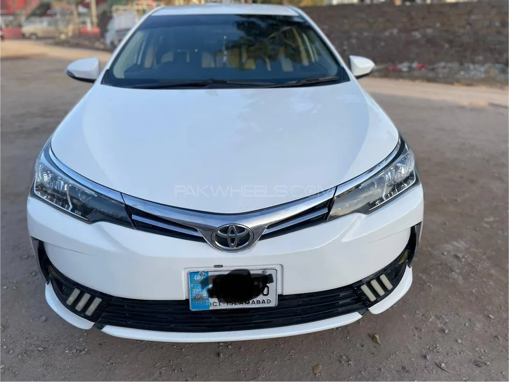 Toyota Corolla 2019 for Sale in Islamabad Image-1