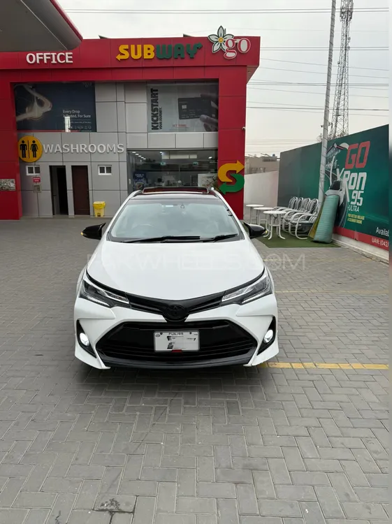 Toyota Corolla 2017 for Sale in Lahore Image-1