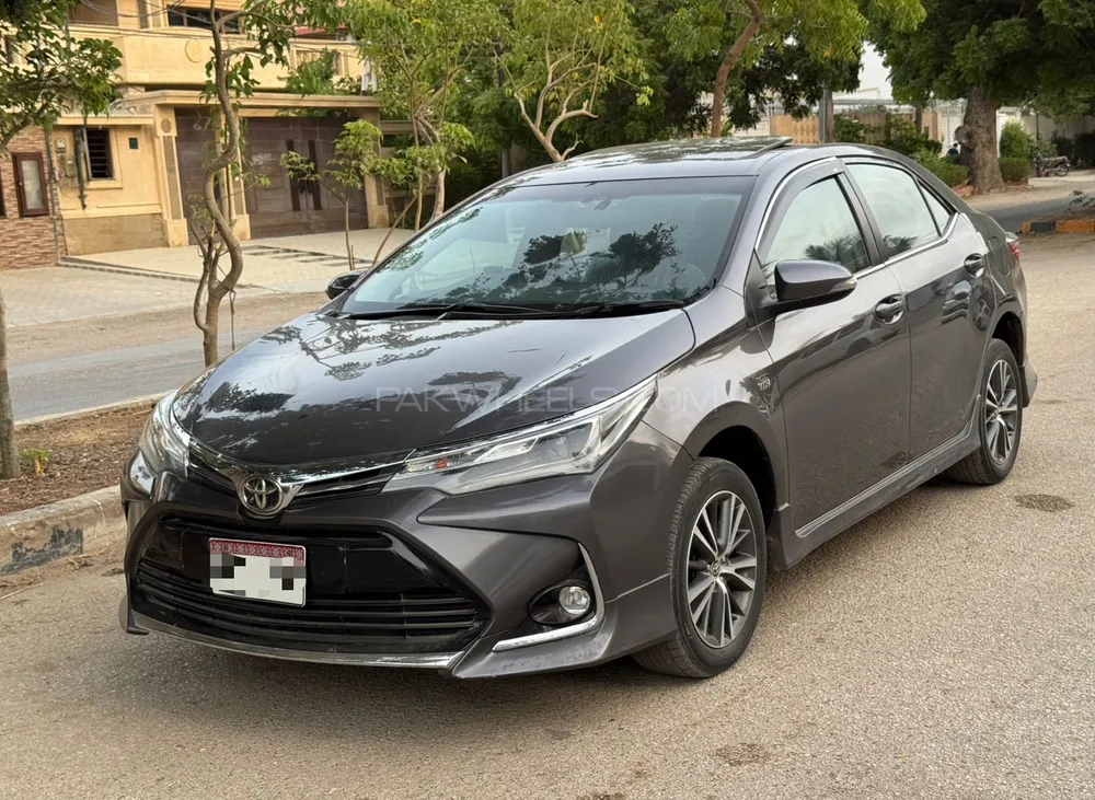 Toyota Corolla 2021 for Sale in Karachi Image-1