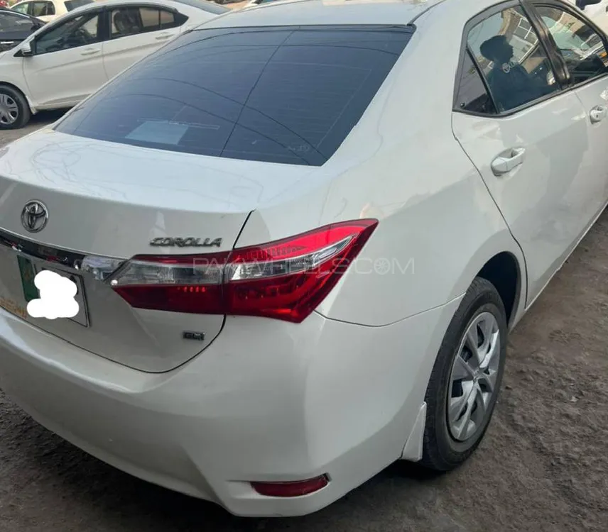 Toyota Corolla 2015 for Sale in Sargodha Image-1