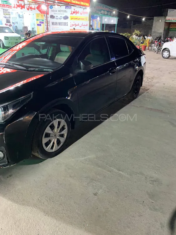 Toyota Corolla 2016 for Sale in Islamabad Image-1