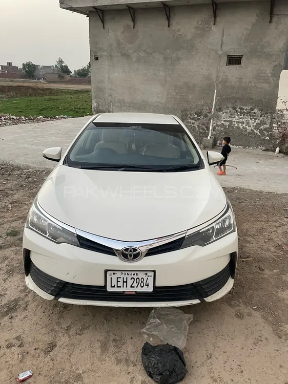 Toyota Corolla 2018 for Sale in Lahore Image-1