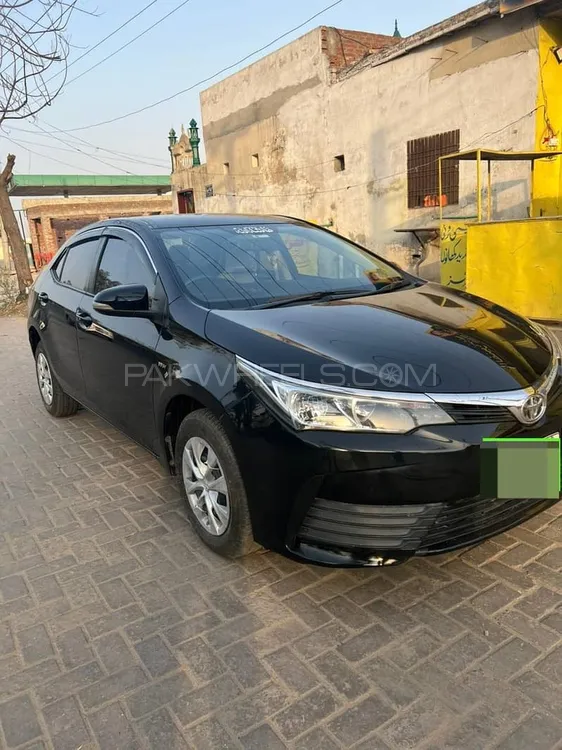 Toyota Corolla 2018 for Sale in Sialkot Image-1