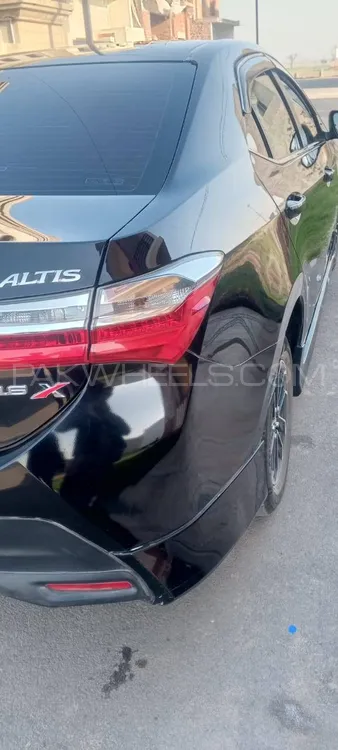 Toyota Corolla 2019 for Sale in Sahiwal Image-1