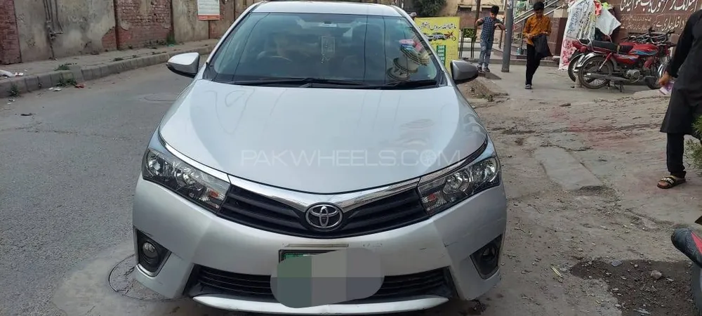 Toyota Corolla 2016 for Sale in Lahore Image-1