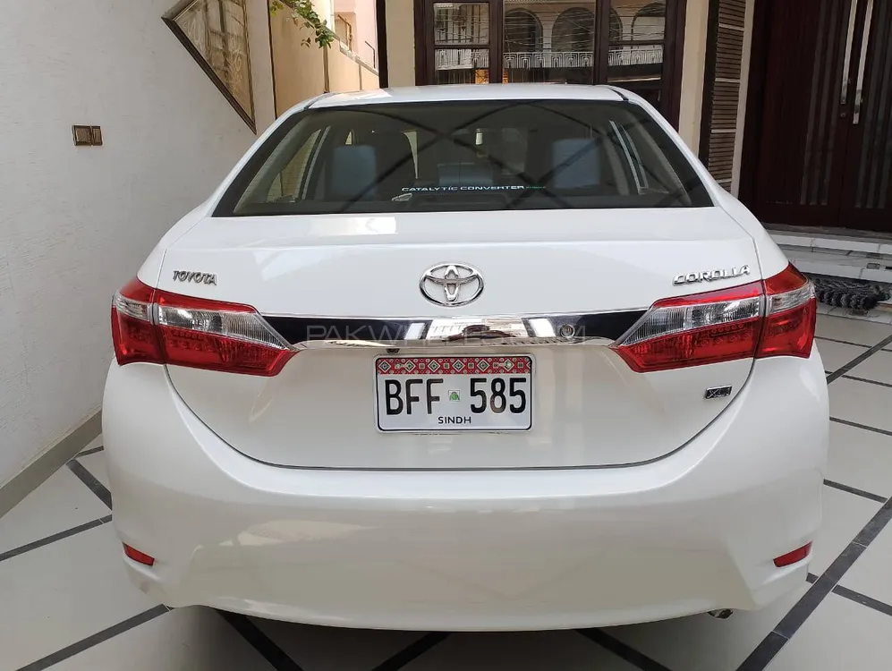 Toyota Corolla 2016 for Sale in Karachi Image-1