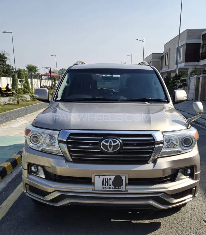 Toyota Land Cruiser 2013 for Sale in Lahore Image-1