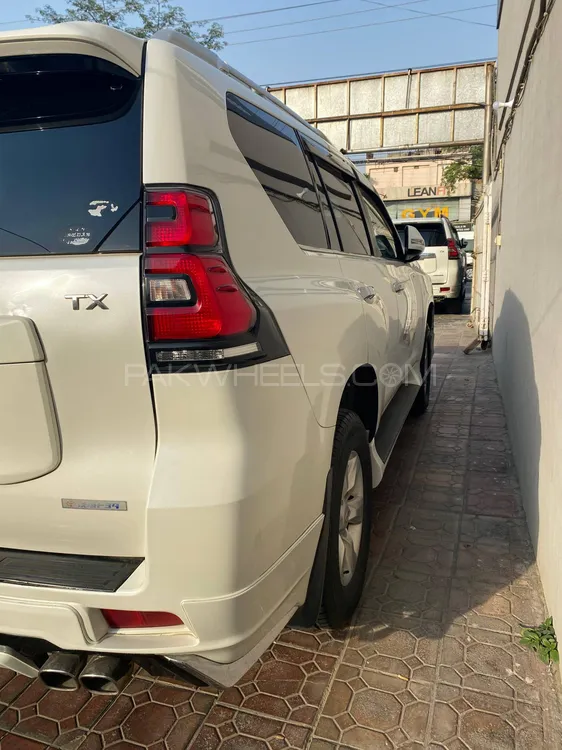Toyota Prado 2009 for Sale in Lahore Image-1