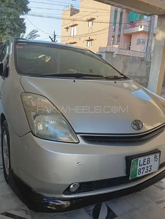 Toyota Prius 2015 for Sale in Lahore Image-1