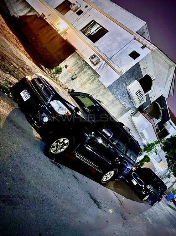 Toyota Surf 2004 for Sale in Islamabad Image-1
