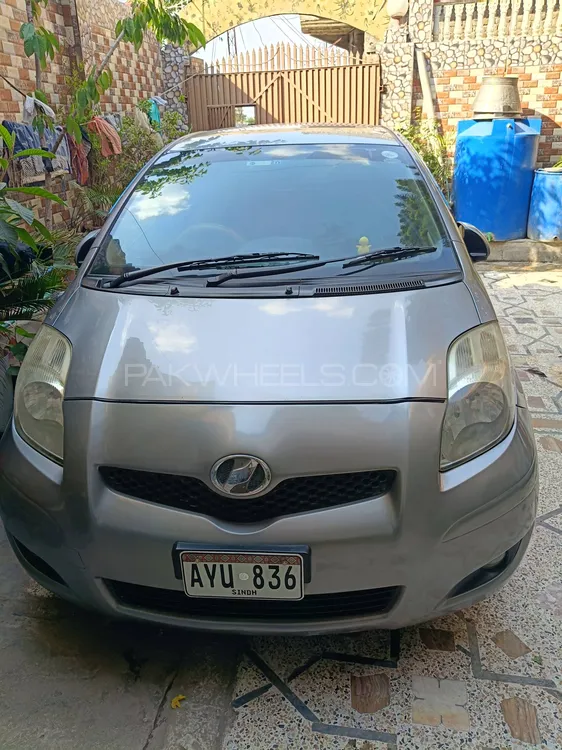Toyota Vitz 2009 for Sale in Mansehra Image-1