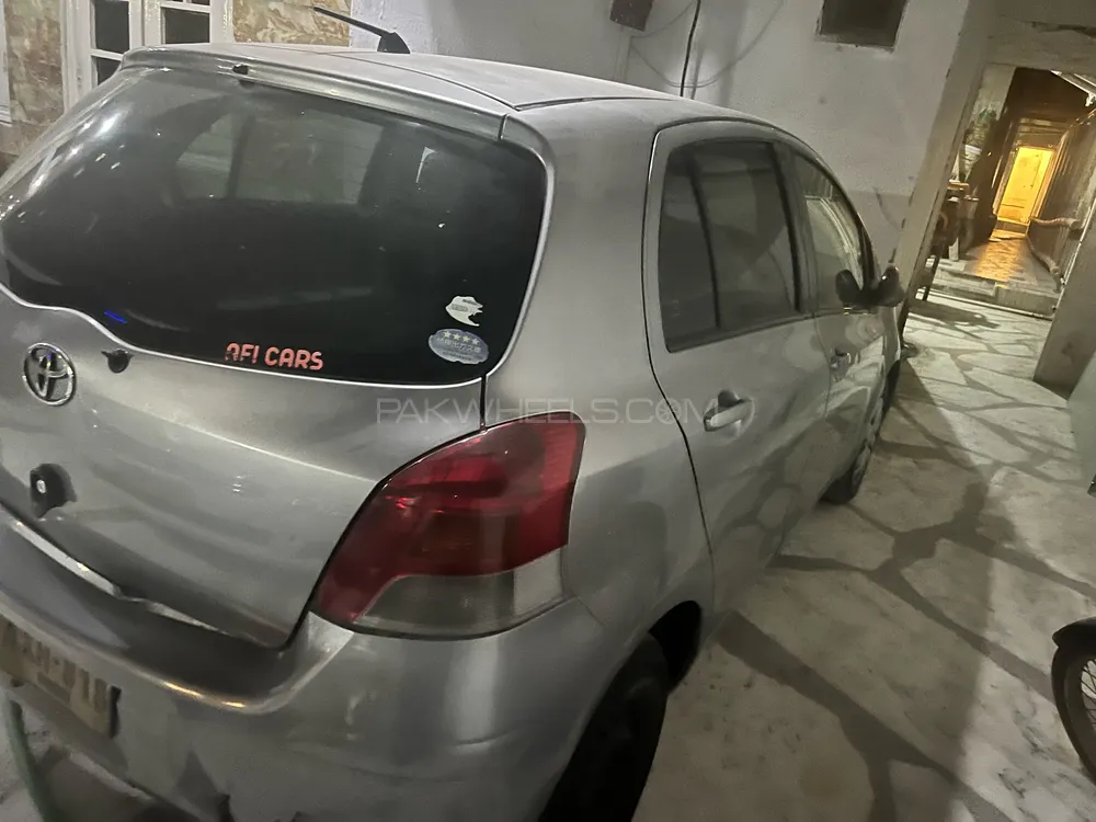 Toyota Vitz 2009 for Sale in Karachi Image-1