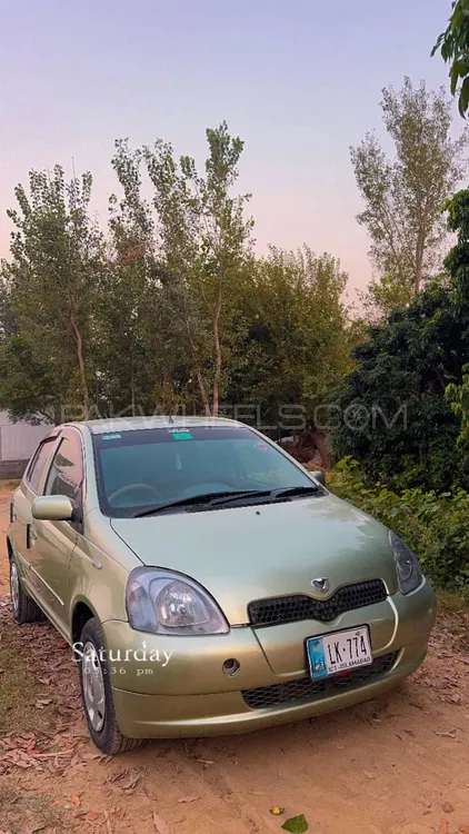 Toyota Vitz 2001 for Sale in Peshawar Image-1