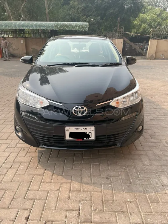 Toyota Yaris Sedan 2022 for Sale in Lahore Image-1