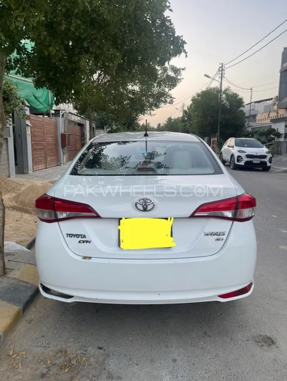 Toyota Yaris Sedan 2021 for Sale in Karachi Image-1