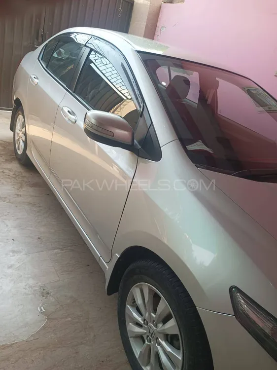 Honda City 2016 for Sale in Okara Image-1