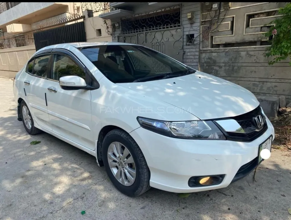 Honda City 2017 for Sale in Lahore Image-1