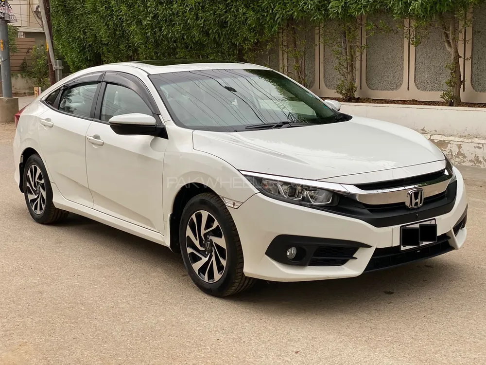 ہونڈا سوک 2018 for Sale in کراچی Image-1