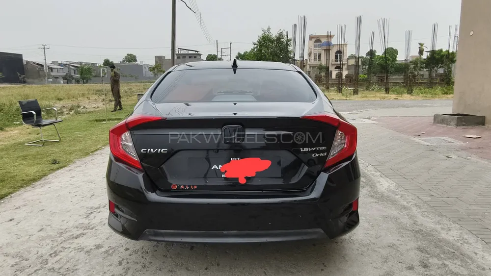 Honda Civic 2020 for Sale in Lahore Image-1