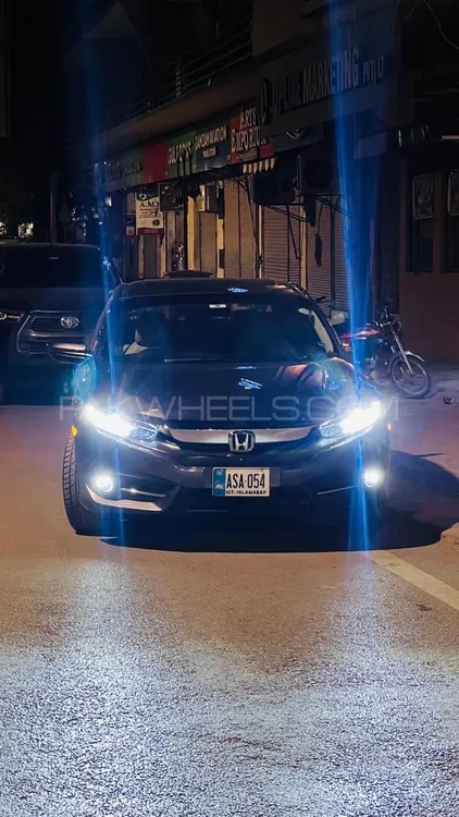Honda Civic 2020 for Sale in Peshawar Image-1