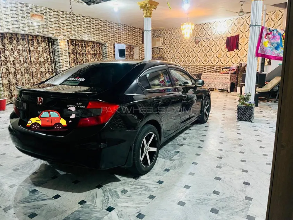 Honda Civic 2013 for Sale in Hassan abdal Image-1