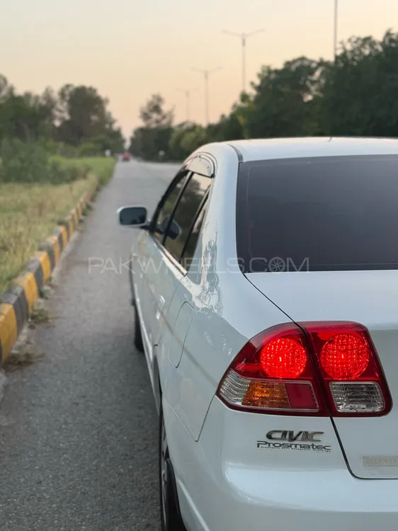 Honda Civic 2004 for Sale in Islamabad Image-1